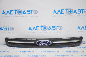Решетка радиатора grill Ford Escape MK3 13-16 дорест с эмблемой хром полоска, слом креп