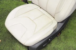 Водійське сидіння Ford Focus mk3 15-18 рест, з airbag, електро, шкіра беж