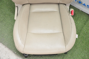 Пассажирское сидение Subaru Outback 15-19 с airbag, механич, кожа беж