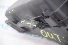 Блок предохранителей подкапотный Subaru Outback 15-19 слом креп, трещина в крышке