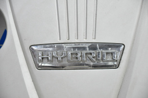 Накладка двигателя Kia Optima 11-15 hybrid, дефект эмблемы