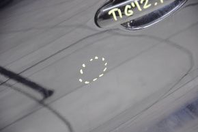 Двері гола перед лев VW Tiguan 09-17 чорний LC9X, стусана