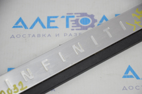 Накладка порога задняя левая внешн Infiniti JX35 QX60 13- хром, тип 2, царапины на хроме