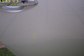 Дверь голая задняя правая Nissan Leaf 13-17 серебро K23,тычка
