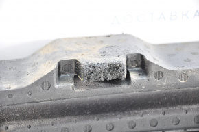 Абсорбер заднего бампера VW Passat b8 16-19 USA трещины, надрывы, оторвано крепление