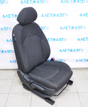 Пассажирское сидение Kia Optima 16- без airbag, механич, тряпка черн, трещина в крышке