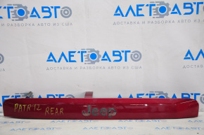 Молдинг двери багажника с подсветкой и ручкой Jeep Patriot 11-17, красная