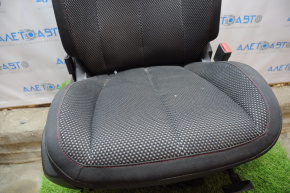 Пассажирское сидение Chevrolet Equinox 10-12 без airbag, черный, тряпка, механическое