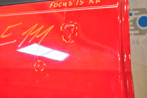 Двері в зборі зад прав Ford Focus mk3 11-18 червоний PQ, вм'ятини