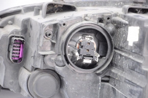 Фара передняя правая VW Passat b7 12-15 USA голая галоген, оплавленн отражатель, нет заглушки
