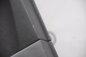 Обшивка двери карточка задняя левая Ford Escape MK3 17-19 рест черн, царапина