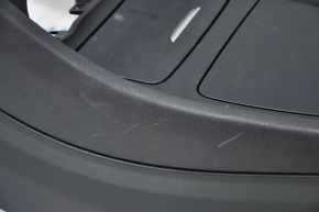 Консоль центральная подлокотник и подстаканники Mercedes CLA 14-19 чер, кожа, царап