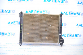 Радиатор охлаждения вода Nissan Sentra 13-19 1.8 АКПП примят