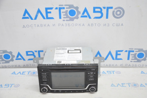 Магнитофон радио Nissan Sentra 13-19 монитор, без навигации, топляк