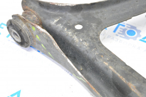 Рычаг нижний задний левый Porsche Cayenne 958 11-17 примят, порван сайлент