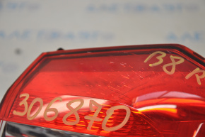 Фонарь внешний крыло правый VW Passat b8 16-19 USA галоген светлый, трещины