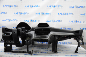 Торпедо передняя панель без AIRBAG Ford Escape MK3 13-16 дорест