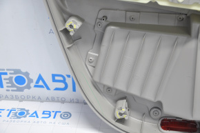 Обшивка дверей картка перед правими VW Passat b8 16-19 USA сіра, злам міцний, під хімчистку, затерта