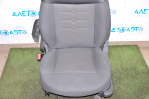 Сидіння водія Fiat 500 12-13 без airbag, механіч, шкір-ганчірка чорно-сіре, злам підлокіт