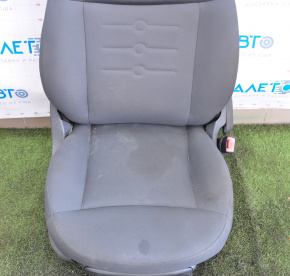 Пассажирское сидение Fiat 500 12-19 без airbag, механич, кож-тряпка черно-серое