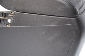 Консоль центральна підлокітник Mazda 6 13-15 дорест, чорний пластик