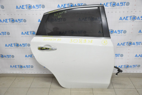 Дверь в сборе задняя правая Nissan Altima 13-18 белый QAK