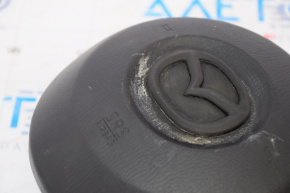 Подушка безопасности airbag в руль водительская Mazda 3 14-16 BM дорест, деф эмбл, ржав пиро