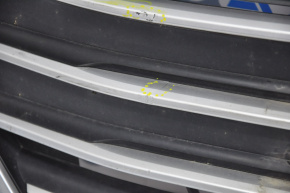 Решетка радиатора grill Hyundai Elantra AD 17-18 дорест матовый хром,с эмблемой, царап, надрыв
