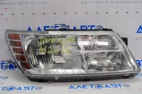 Фара передня права гола Dodge Journey 11- світла
