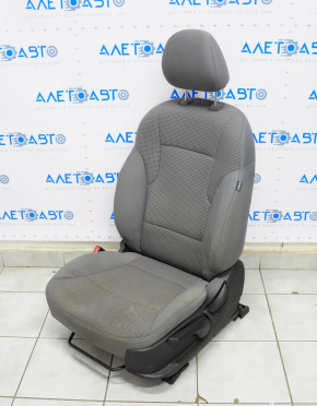 Водительское сидение Hyundai Sonata 11-15 без airbag, механич, тряпка серое, под химч, надрыв