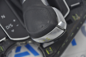 Ручка КПП VW Tiguan 18- під кнопку Start-Stop, шкіра чорна, відсутня накладка, надлом кріплень, подряпина на шкірі