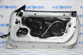 Дверь голая передняя правая Chevrolet Camaro 16- серебро GAN, примята с низу, деланная