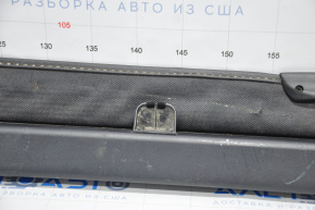 Шторка багажника Lexus RX350 RX450h 13-15 черн потерта, царапины на шторке и надрыв
