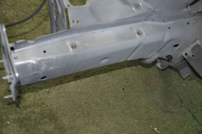 Чверть передня права Ford Escape MK3 13-16 дорест, срібло, з центр стійкою