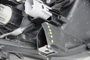 Фара передняя левая голая Lexus ES300h ES350 13-15 дорест галоген + LED DRL, слом креп