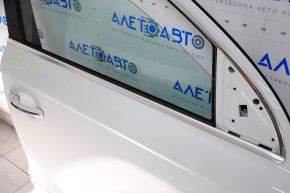 Молдинг дверь-стекло центральный передний правый Audi Q7 4L 10-15 хром