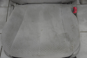Пассажирское сидение Toyota Sienna 11-14 без airbag, механическое, велюр, серое, под химчистку