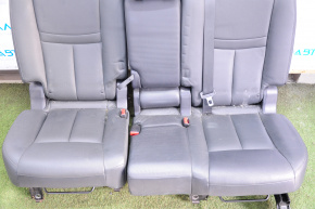 Задний ряд сидений 2 ряд Nissan Rogue 14-20 кожа черн, царапины на подлокотнике