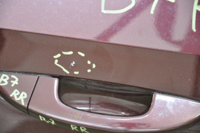 Дверь голая задняя правая VW Passat b7 12-15 USA красный LQ3Z, вмятинки