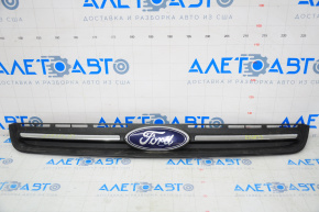 Грати радіатора grill Ford Escape MK3 13-16 дорест з емблемою хром смужка