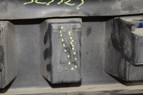 Жалюзи дефлектор радиатора в сборе Lincoln MKC 15- с моторчиком, трещина