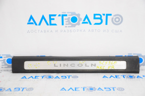 Накладка порога передняя правая Lincoln MKC 15- черная, хром с подсветкой, тычки