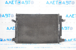 Радиатор кондиционера конденсер VW Jetta 11-18 USA 2.5, 2.0 примят, выбиты соты