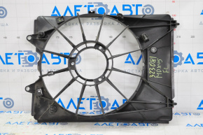 Дифузор кожух радіатора лев голий Acura MDX 14-20 злом кріп