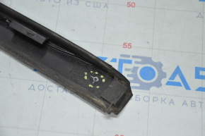 Молдинг лобового скла правий Hyundai Sonata 15-17 зламаний креп