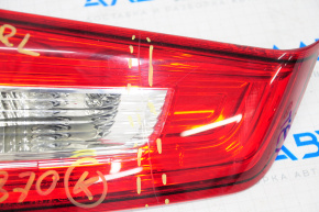 Ліхтар внутрішній кришка багажника лівий Mitsubishi Outlander Sport ASX 10-19 подряпина