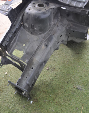 Чверть передня права Ford Escape MK3 13-16 дорест графіт