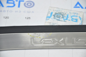Накладка порога задняя правая внешн Lexus ES300h ES350 13-18 хром, потерта