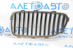 Решітка радіатора gril права BMW 5 F10 11-13 хром, потерта