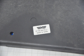 Диффузор кожух радиатора в сборе Ford Fiesta 11-19 1.6 неоригинал
